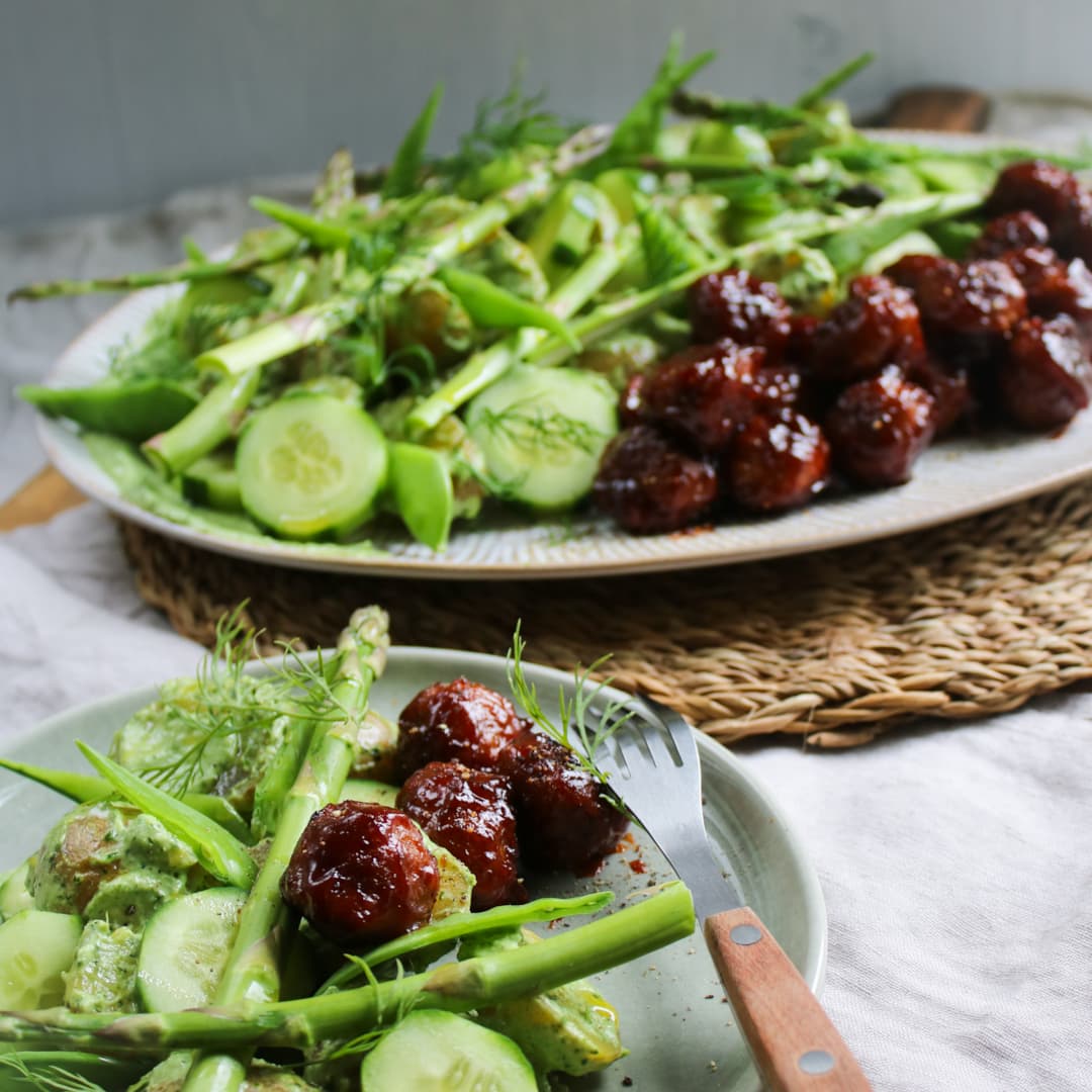 BBQ-stekta köttbullar med Greengodess-dressing