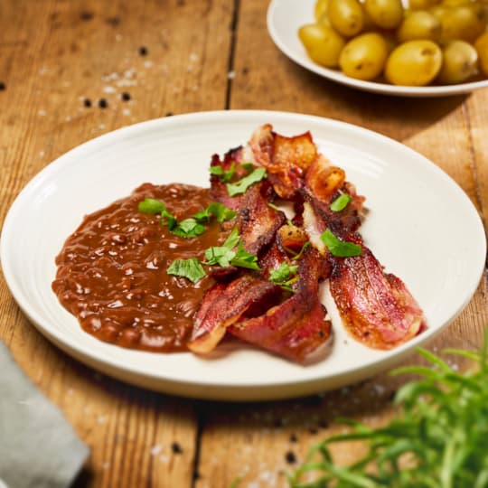 Bruna bönor med fläsk