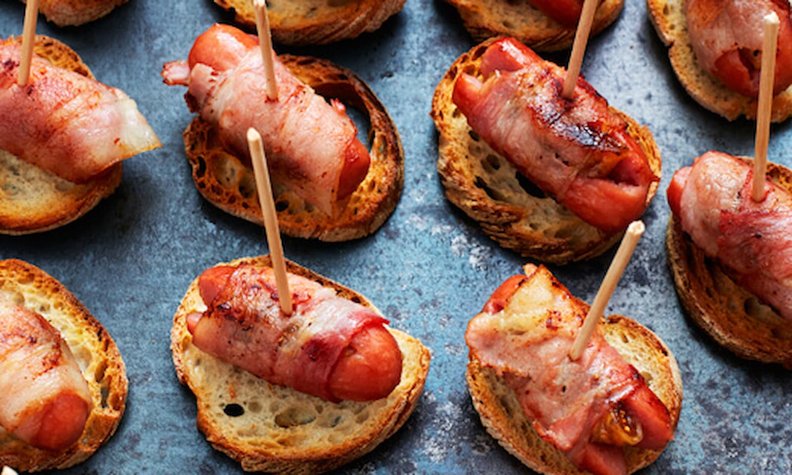 2170   Prinskorv med fikon och bacon (1)